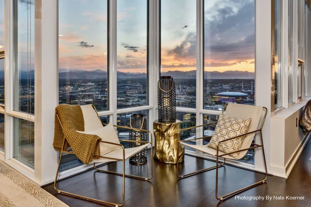 Romantic Seating - Photo by Nate Koerner
